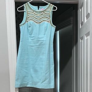 Lilly Pulitzer shift dress size 4 - used condition